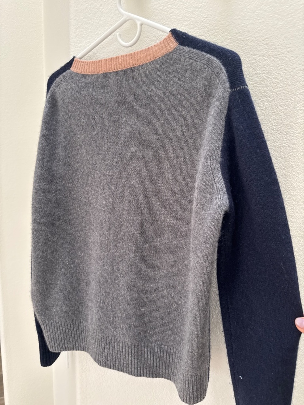 360 Cashmere - Picture 4 of 5